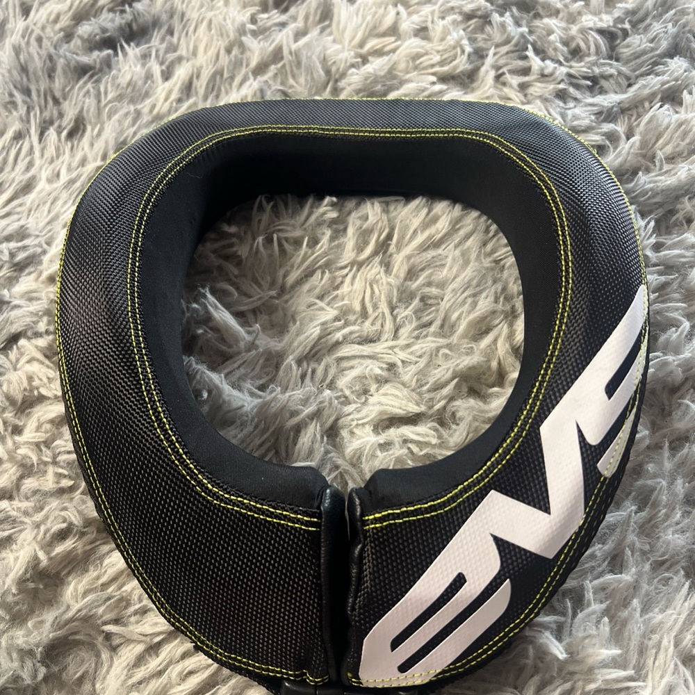 EVS R2 Race Collar Adult Brace Motocross Dirt Bike Racing ATV Motocross Karting - Picture 3 of 6